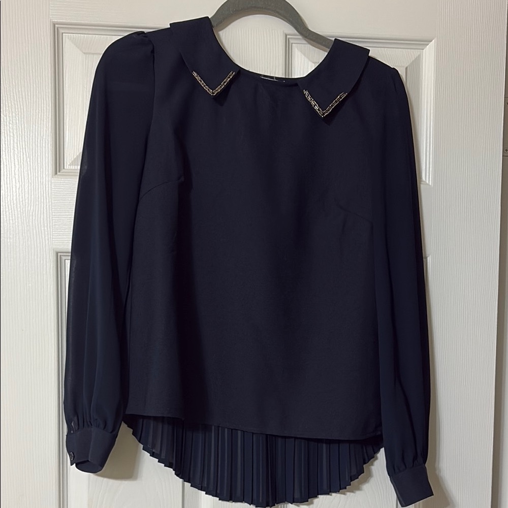 Anthropologie Esley Boho Blouse Accordion Back Detail Collar Size S